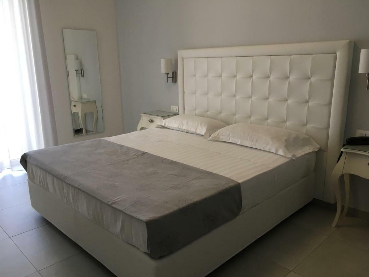 Hotel Puglia Garden Vieste Eksteriør bilde